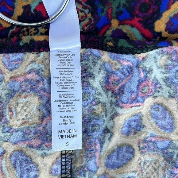 Lularoe Perfect T size Small - Picture 6 of 6